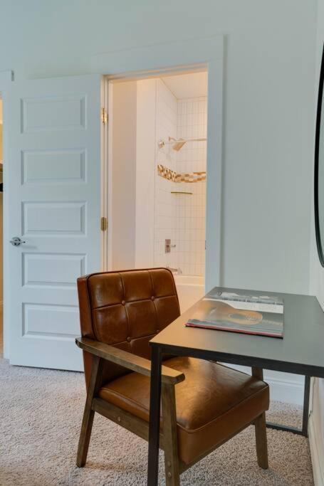 Perfectly Located-walk To Bars- Close To Broadway Nashville