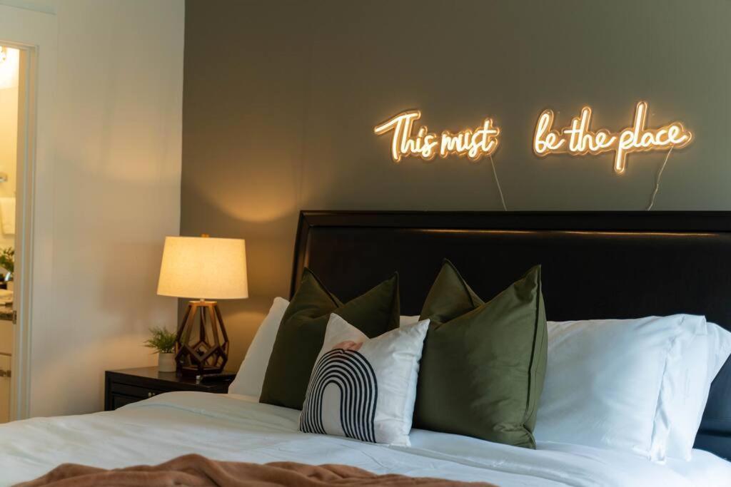 Perfectly Located-walk To Bars- Close To Broadway